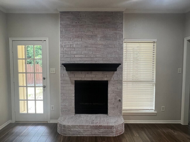 Building Photo - 4904 Timberview Dr