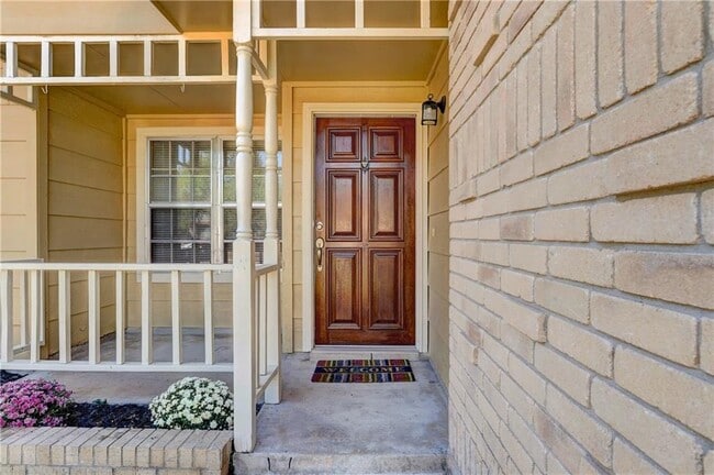 Foto del edificio - 16407 Framingham Cir