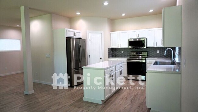 Foto del edificio - 3 Bedroom Central Kitsap House