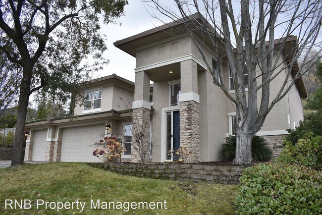 Building Photo - 5 br, 4 bath House - 2819 Hillcrest Road