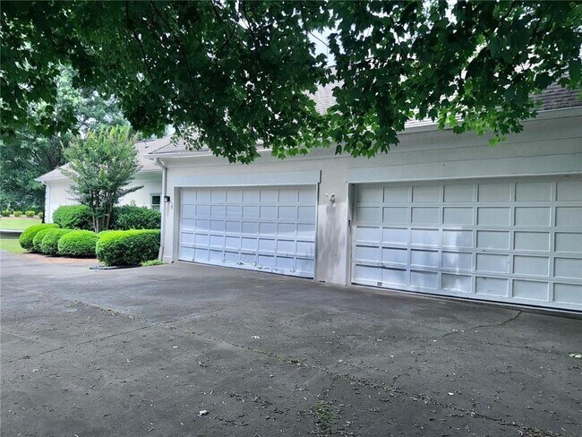 Building Photo - 5275 Northwater Way
