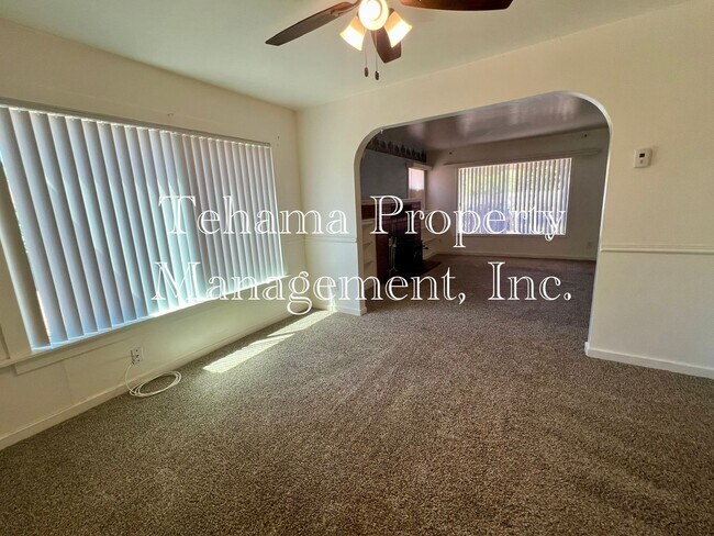 Building Photo - 13650 St Marys Ave