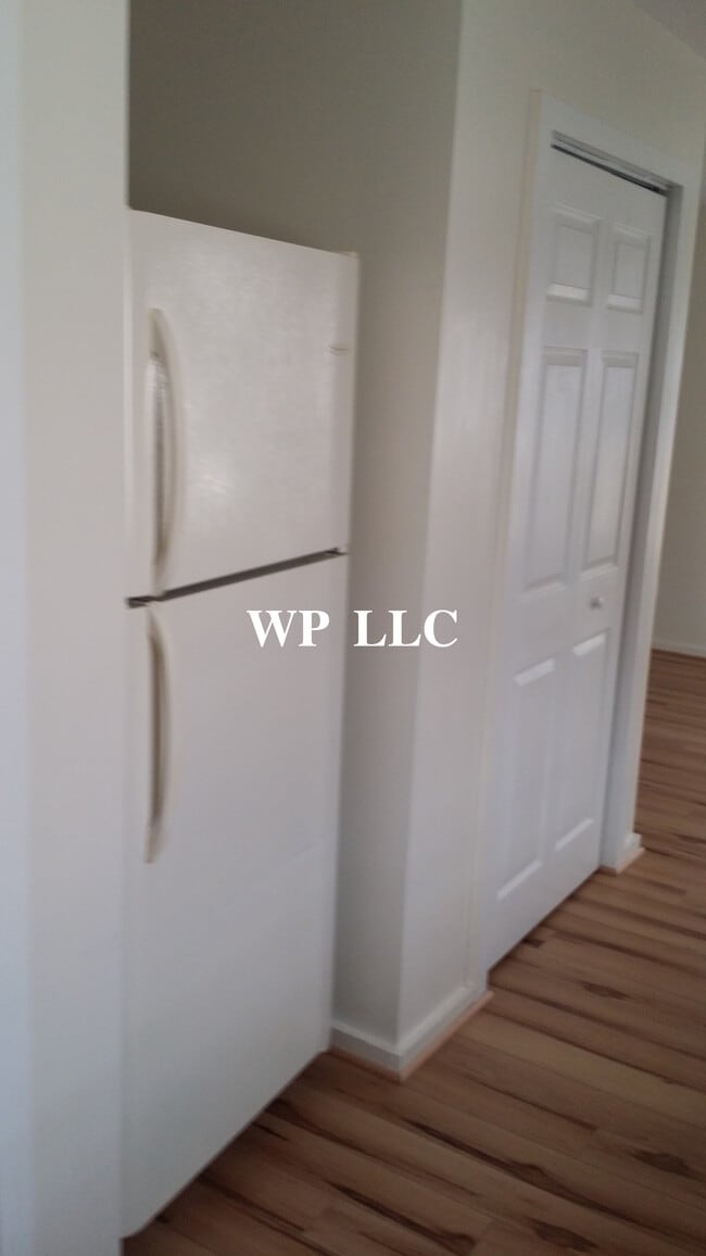 Pantry - 344 Railroad Ave