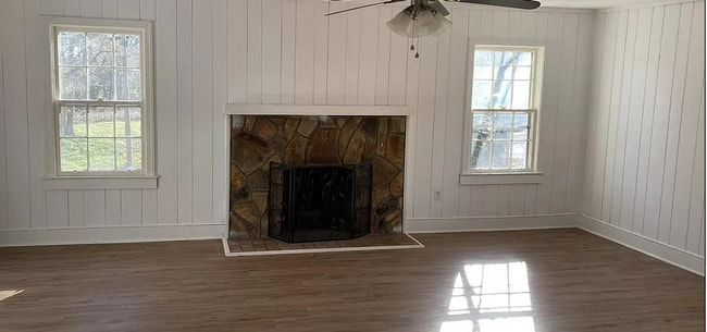 Foto del edificio - 3 Bed with extra loft room upstairs and 2 Bath in Atlanta!