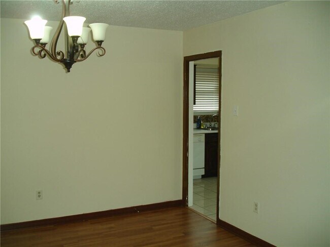 Building Photo - 57 Nassau Ave