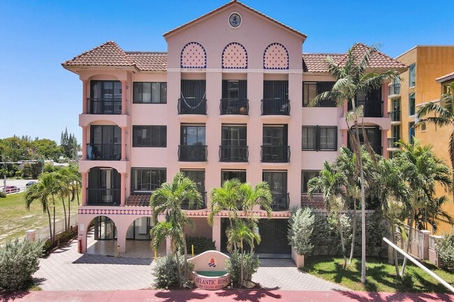 Building Photo - 8816 Collins Ave