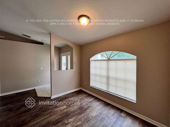 Foto del edificio - 2474 SE Wood Ave