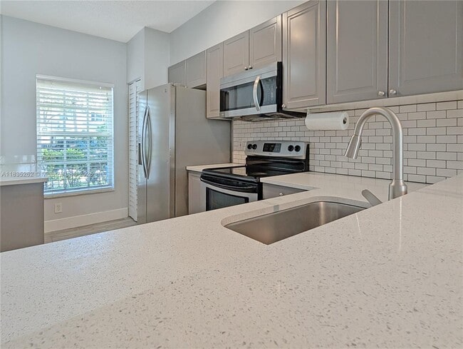Building Photo - 180 SW 96th Terrace
