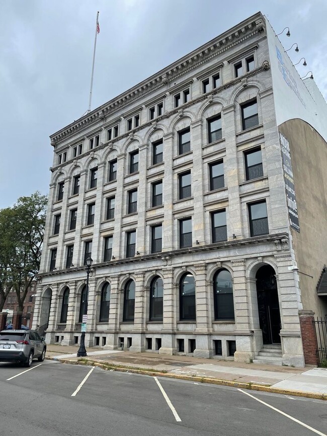 Interior Photo - The Sullivan in Downtown Utica