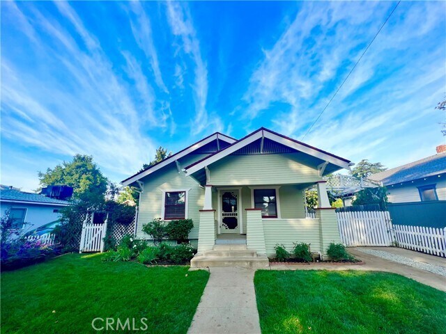 Primary Photo - 2251 6th St