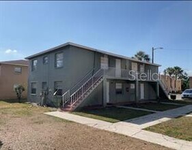 Building Photo - 702 Michigan Ct
