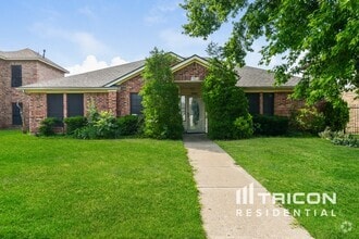 Building Photo - 1624 Bent Brook Dr
