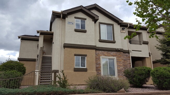 Foto del edificio - Ground level 3 bedroom, 2 bath, condo in Springs Ranch GATED community