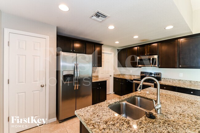 Foto del edificio - 1201 SW 30th St