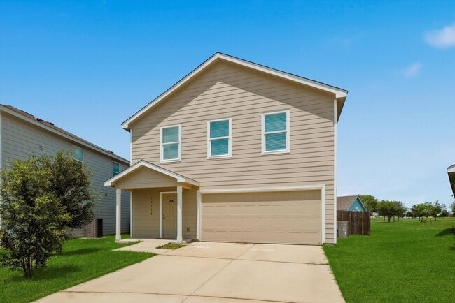 Photo - Beautiful 4-Bedroom Home with Golf & Clubhouse Access