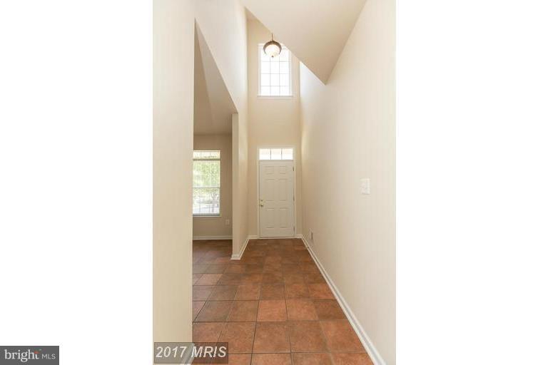 207 Quinton Oaks Cir, Stephens City, VA 22655 Townhome Rentals in