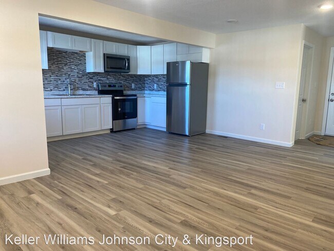 Foto del edificio - 2 br, 2 bath House - 529 W Main St
