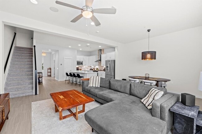 Building Photo - 4615 Berkman Dr