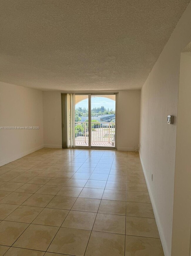 Building Photo - 7010 NW 186th St