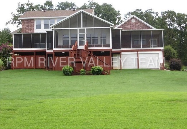 custom home on eagle