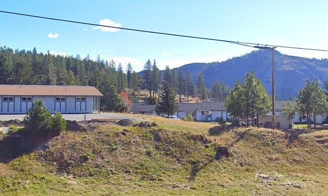 Foto del edificio - 466 Thornton Dr