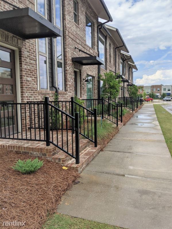 Building Photo - 3 br, 2.5 bath Condo - 131 S 31st Ave.