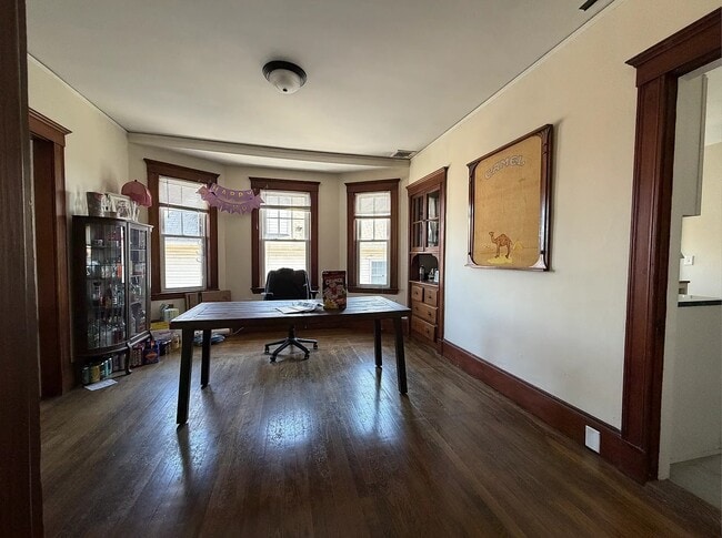 Foto del edificio - 34 Brooksdale Rd