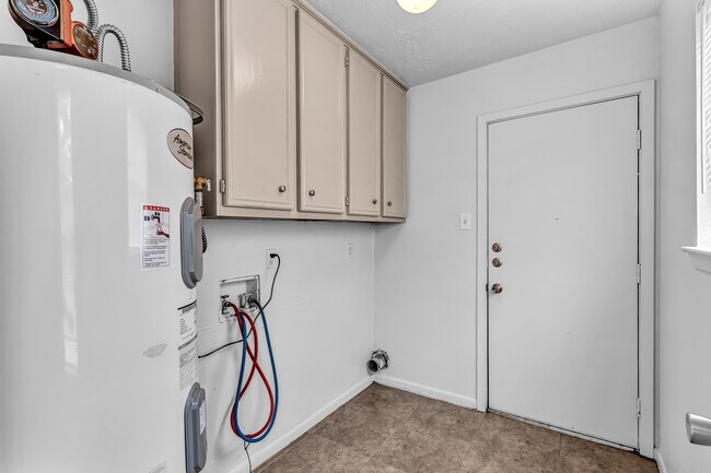 Foto del edificio - 3402 Timberline Ct