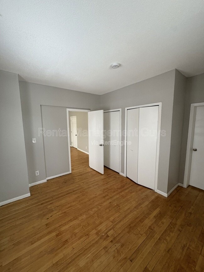 Foto del edificio - 1826 NE Jackson St