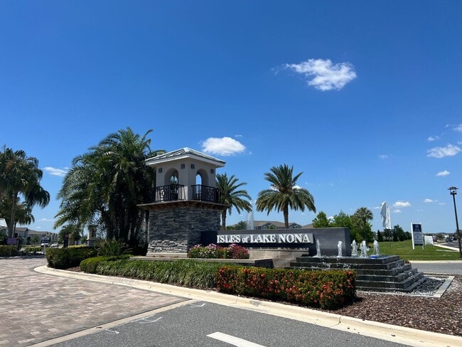 Isles of Lake Nona!! 3 Bedroom 2.5 Bathroom Townhome - Isles of Lake Nona!! 3 Bedroom 2.5 Bathroom Townhome
