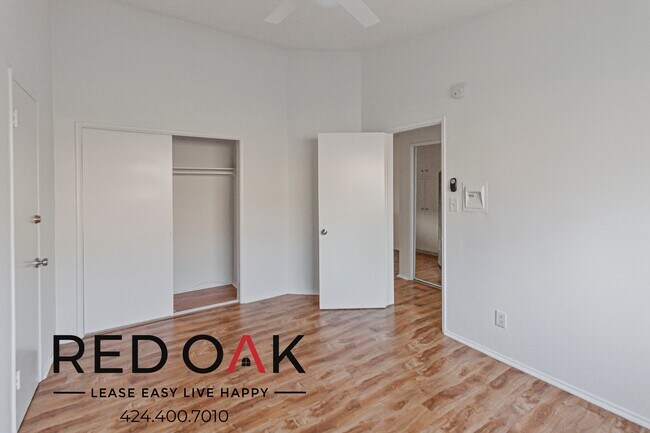 Foto del edificio - ~3 Weeks FREE~ Lovely, Spacious One Bedroo...