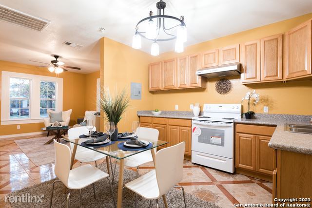 Building Photo - 1 br, 1 bath House - 615 Denver Blvd