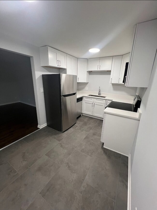 Foto del edificio - 7206 W Wellington Ave