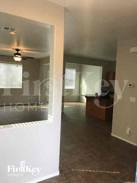 Building Photo - 7763 Weavercrest Ct