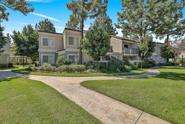Building Photo - Meadowood