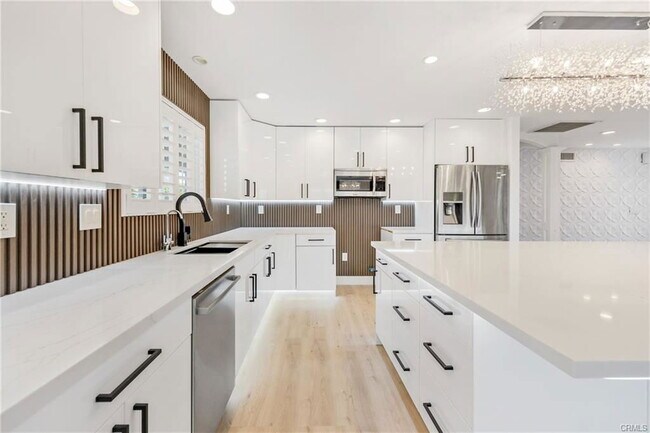 Foto del edificio - 1459 W James Way