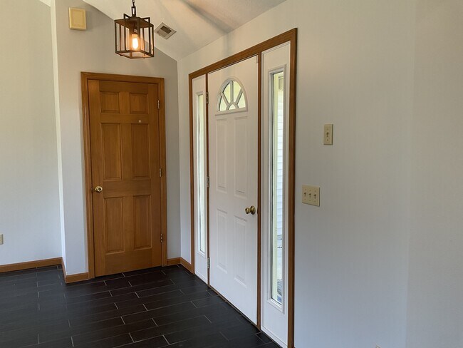 Foto del edificio - 2607 Sassafras Cove