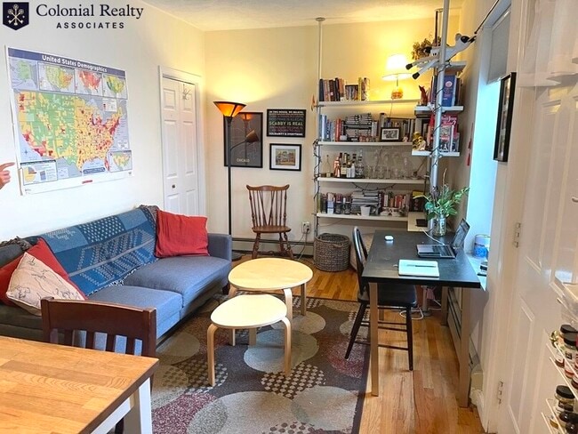 Photo - 122 Berkshire St Apartment