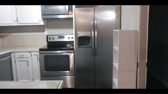 Foto del edificio - 243 Carter Rd