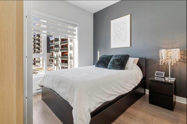 Building Photo - 1400 St Lucien-Paiement