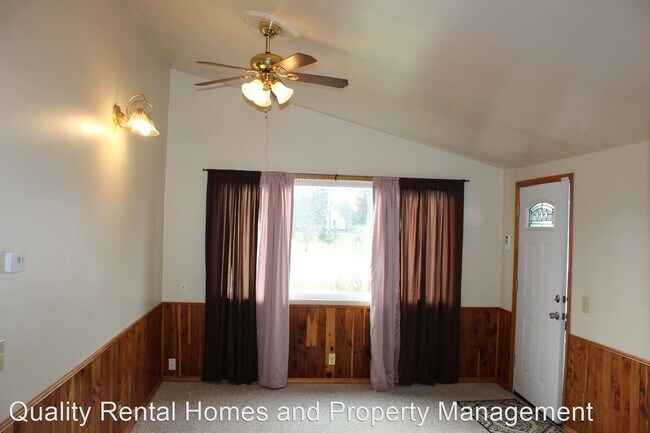 Building Photo - 2 br, 1 bath House - 1114 W. Stanley Rd.