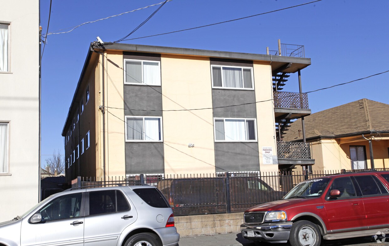 Foto del edificio - 1515-1525 38th Ave