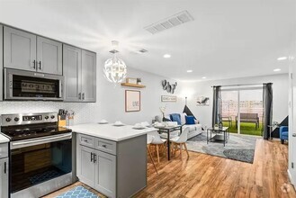 Building Photo - 3820 Southway Dr