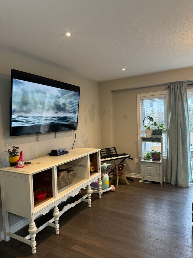 Photo principale - 102 Westminster Cres