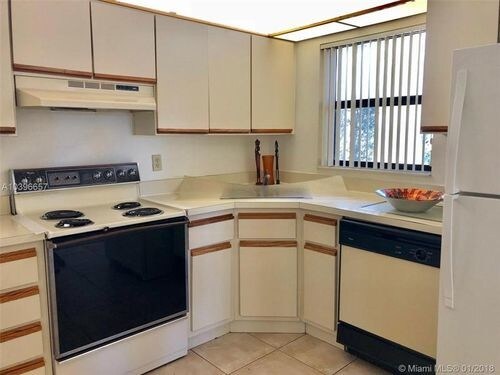 Foto del edificio - 2492 NW 49th Terrace