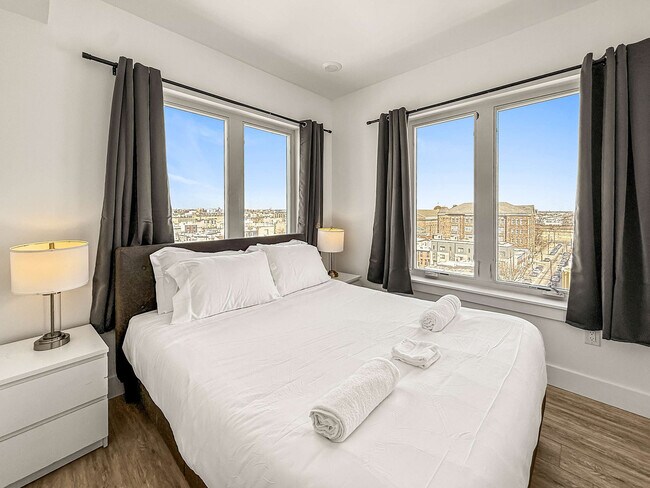 Foto del edificio - 2400 E Huntingdon St