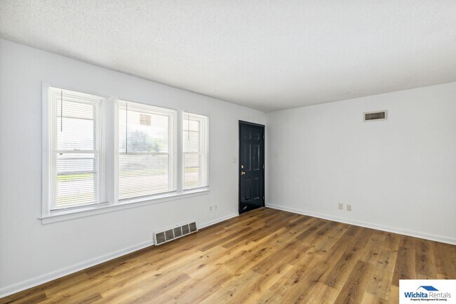 Foto del edificio - 3 bedroom 1 bath home