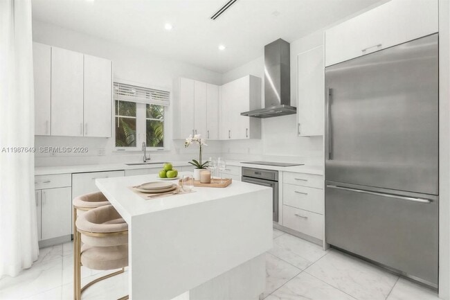 Foto del edificio - 315 Santander Ave