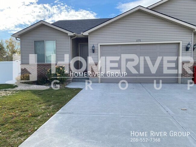 Building Photo - 1771 Roy