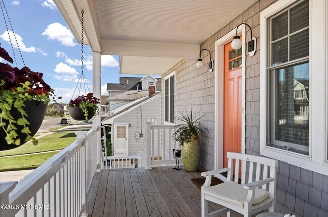 Building Photo - 38 Niblick St